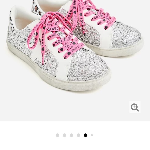 BETSEYJOHNSON SILVER GLITTER DISTRESSED SNEAKER WW - Picture 5 of 7